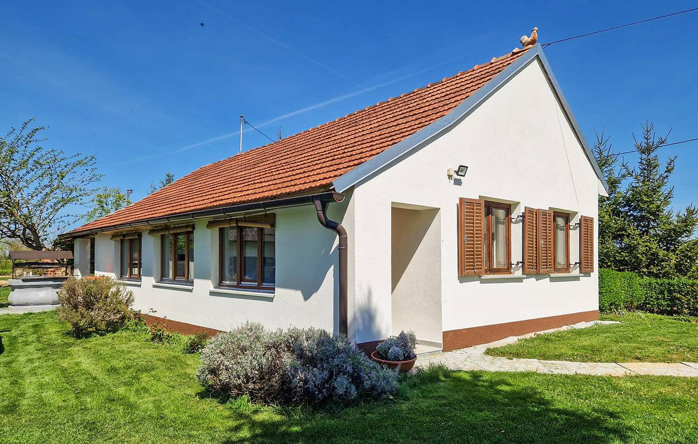Gezellig appartement met 2 slaapkamers, wifi, airconditioning, terras en parkeerplaats in Bjelovar-Bilogora