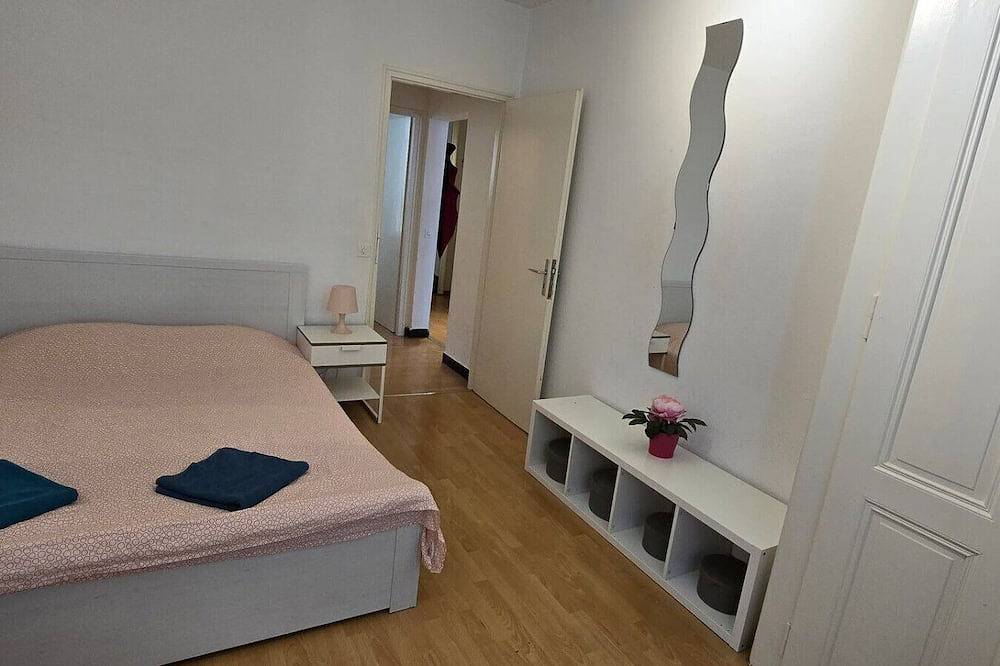 Urban apartment in Genève, Lake Geneva