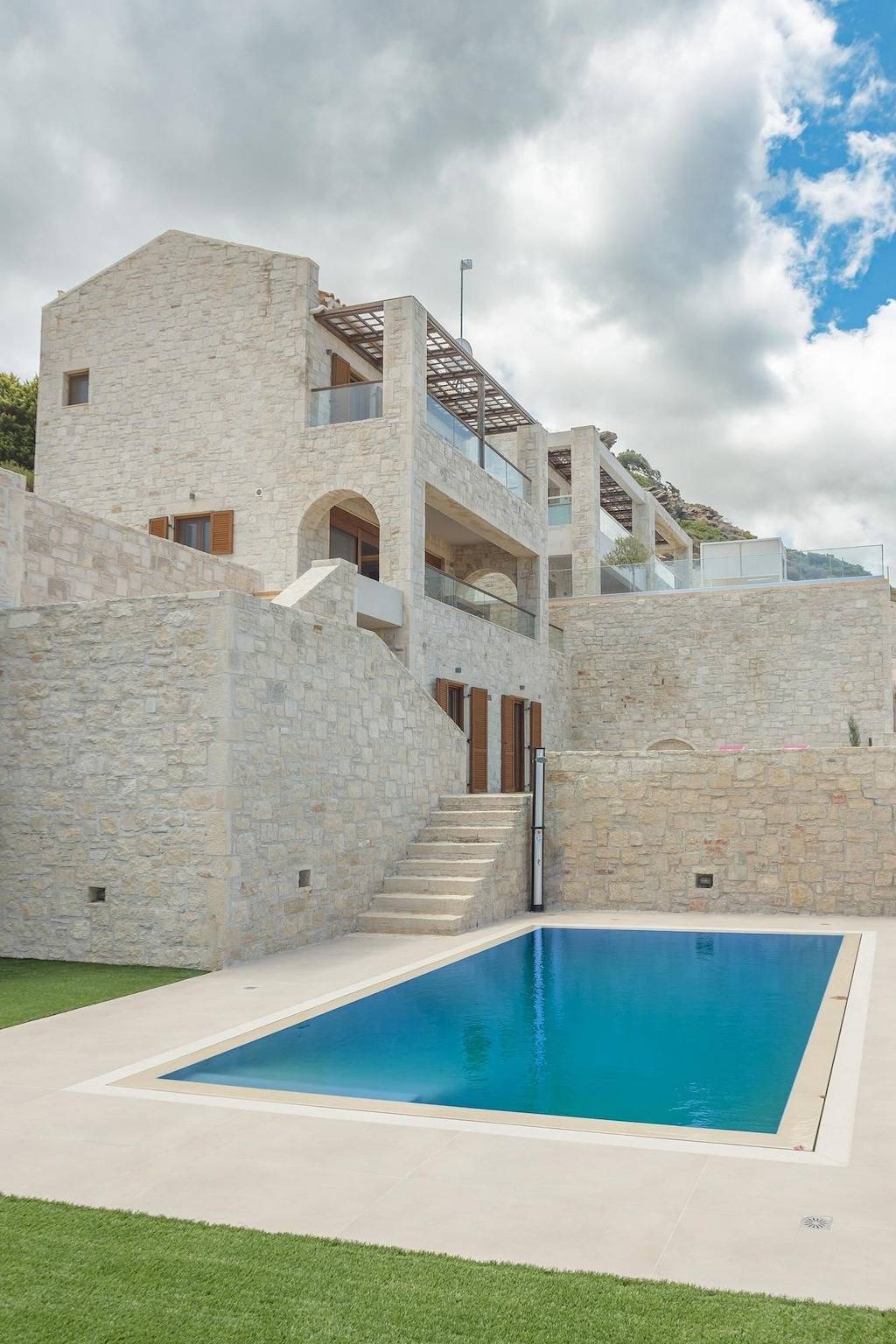 Villa für 8 Personen mit Terrasse in Lygaria, Achlada
