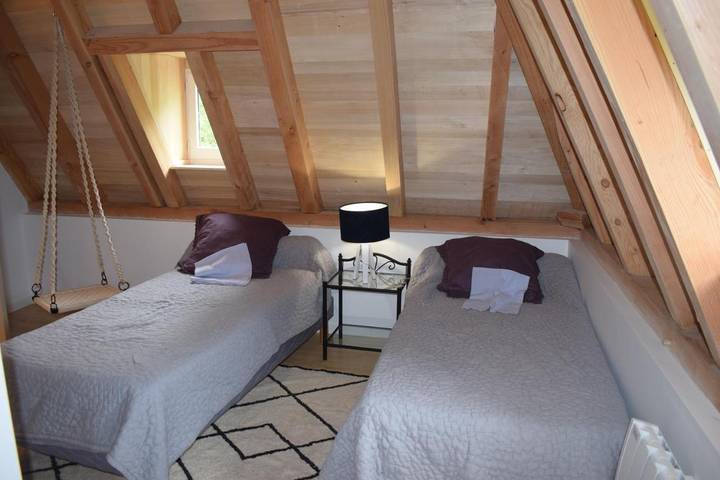 Location de vacances pour 8 personnes, avec vue ainsi que piscine et jardin à Camboulit - 3