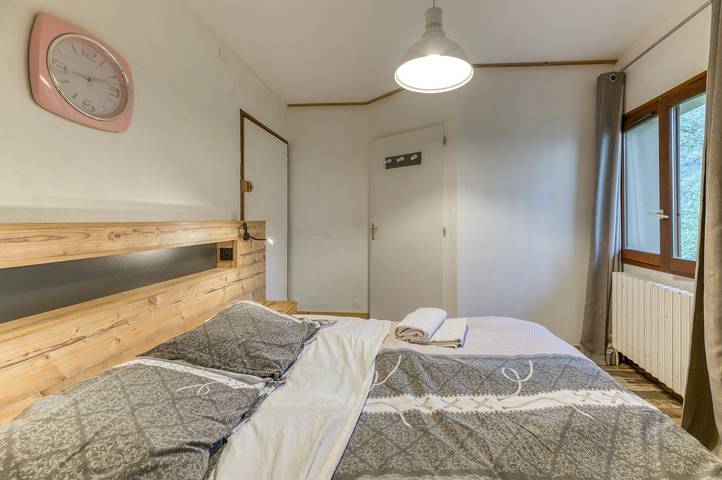 Habitación 'Chambre 1' con vistas a la montaña y balcón in Oz (desambiguación), Parque Nacional de los Ecrins