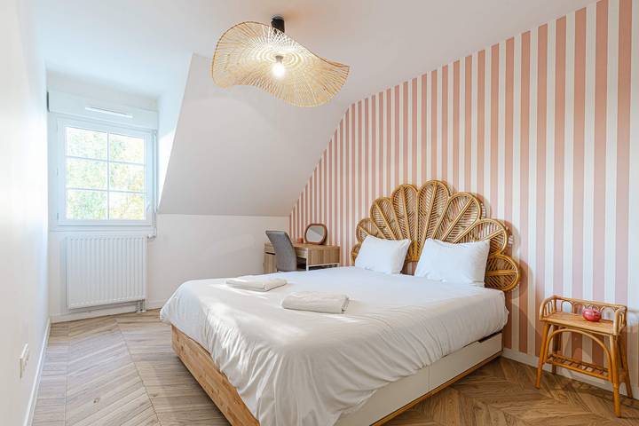 Location de vacances pour 9 personnes, avec jardin, adapté aux familles à Saint-Arnoult - 3