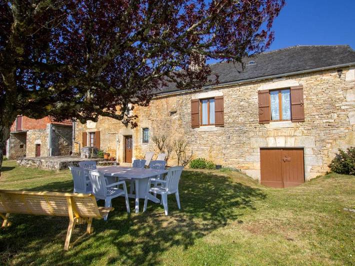 Location de vacances pour 6 personnes, avec jardin à Nadaillac - 3