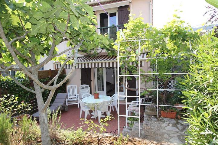 Maison de vacances pour 5 personnes, avec piscine et jardin à Peymeinade