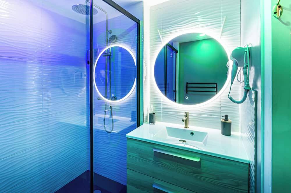 Apartamento entero, Suite&Spa - Love Room Jacuzzi&Sauna in Vienna in Vienne (Isère), Región de Vienne