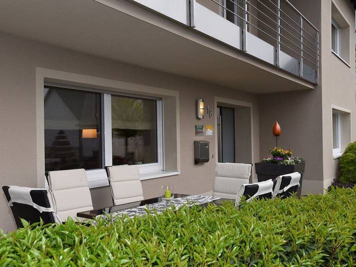 Ferienhaus für 2 Personen, mit Balkon und Terrasse sowie Garten in der Südeifel