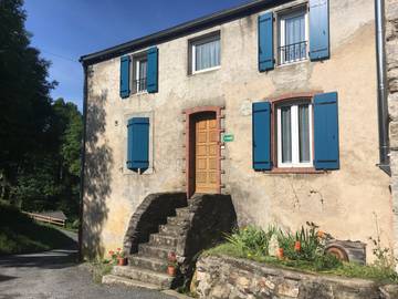 Gîte pour 5 personnes, avec terrasse à Les Martys