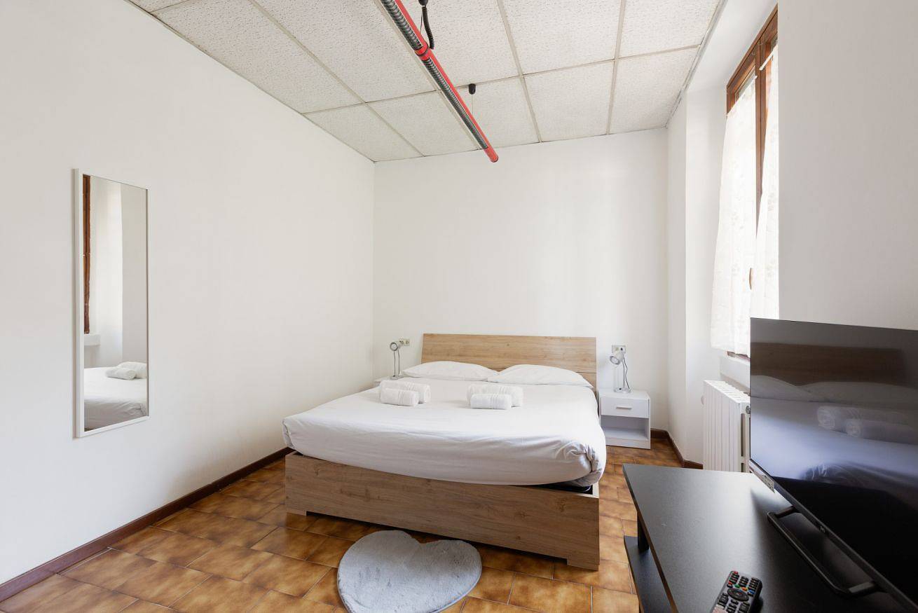 Ganze Wohnung, Piazza San Luigi 5 Mi Vk/Kb in Mailand, Mailand Provinz