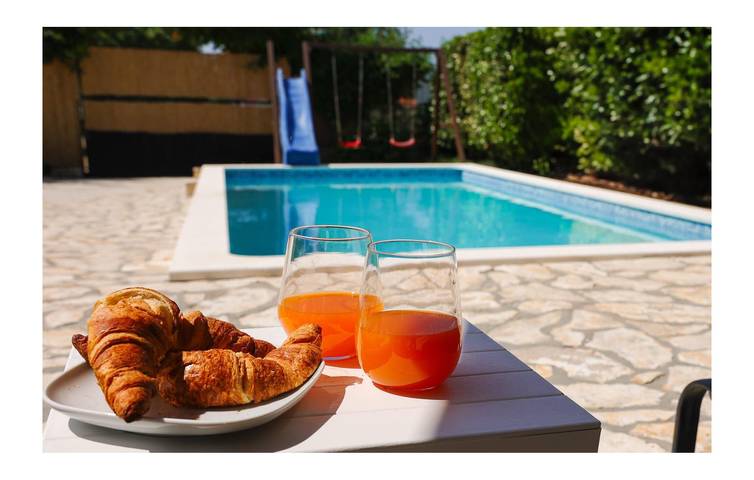 Ferienhaus für 5 Personen, mit Terrasse, mit Haustier in Grad Šibenik - 4
