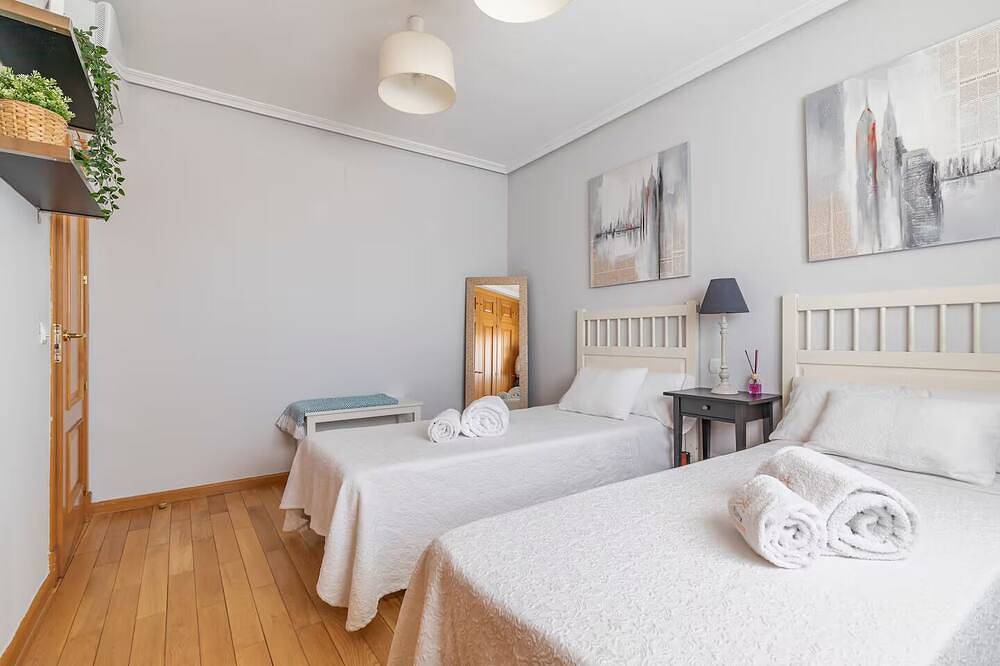 Apartamento entero, Parquewarner, Madrid y Toledo como en casa.\naires de Toledo in Seseña, Provincia de Toledo