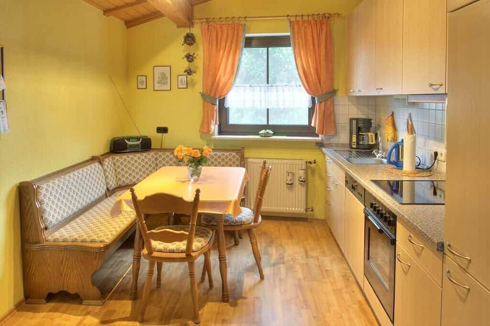 Ganze Wohnung, 4-Sterne Ferienwohnung mit Brötchen- und Einkaufsservice in Bärnau, Ostbayern