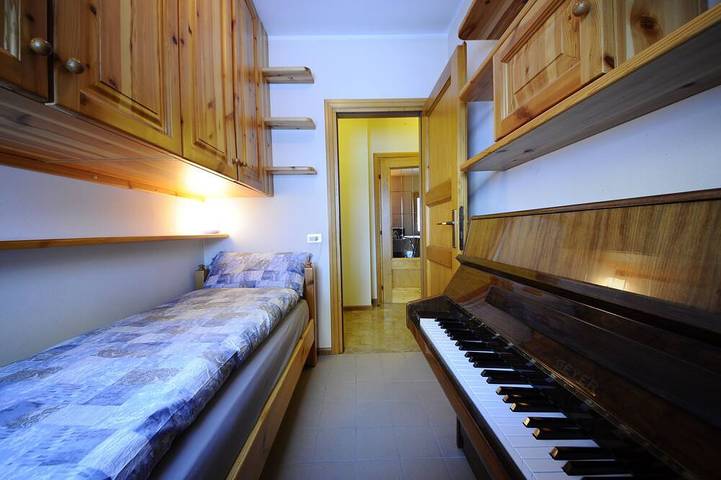 P&P Home - Large 3-Bedroom Apartment Near the Slopes of Bormio and Livigno with a View of the Alps in San Carlo (Valdidentro), Valdidentro