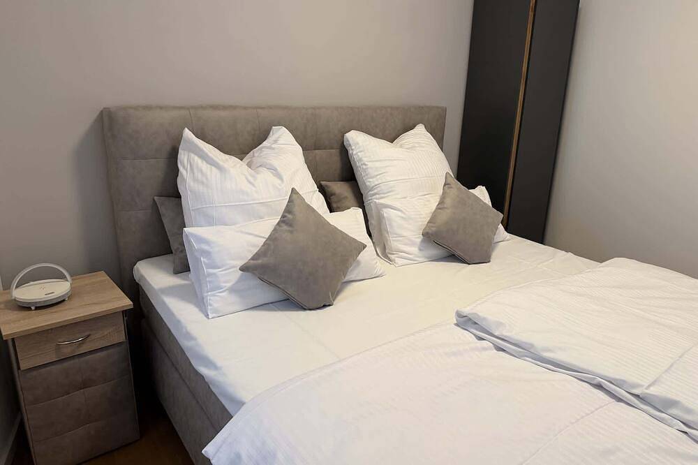 Ganze Wohnung, Neue Luxuswohnung am Rathausplatz in Augsburg-Innenstadt, Augsburg