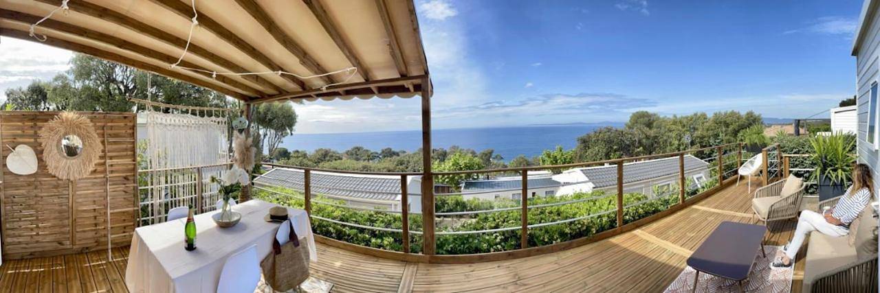 Mobil Home superbe Vue Mer St Raphaël in Saint-Raphaël, Massif de l'Esterel