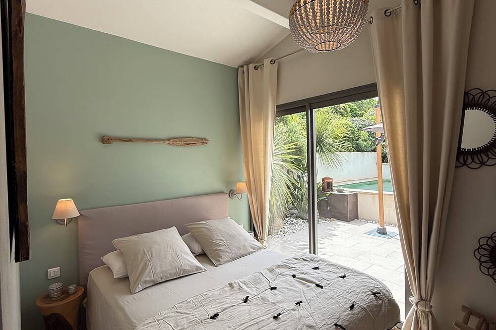 64 Le Mazet in Provence with Pool and Private Garden Classified 4**** in Roquevaire, Marseille region