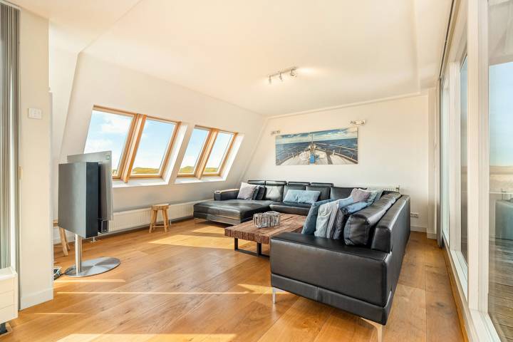 Ferienhaus für 8 Personen, mit Balkon/Terrasse und Balkon sowie Terrasse und Sauna in Groote Keeten - 2