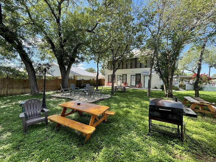 Vacation rental for 7 people, with terrace, with pets in Bandera