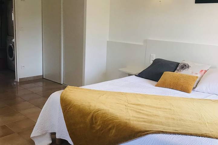 Location de vacances pour 9 personnes, avec jardin à Brennilis - 3