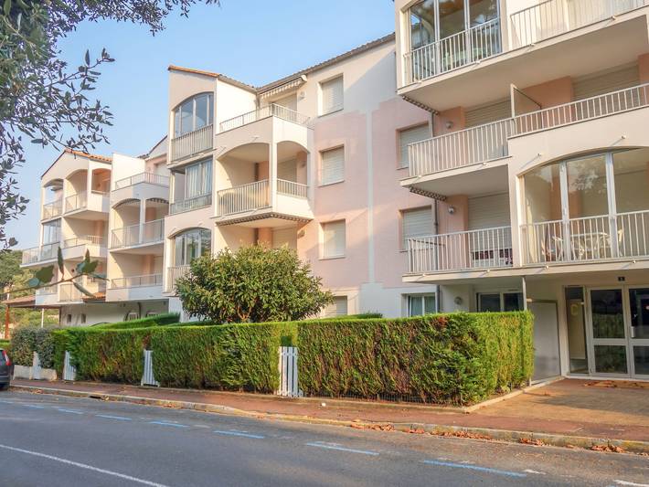 Gîte pour 3 personnes, avec terrasse à Saint-Palais-sur-Mer