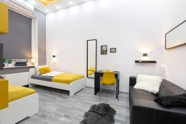 Ganze Wohnung, ⭐Modern Design ☕Free-Beer & Breakfast ❤️Airco in Budapest, Danube-Ipoly National Park