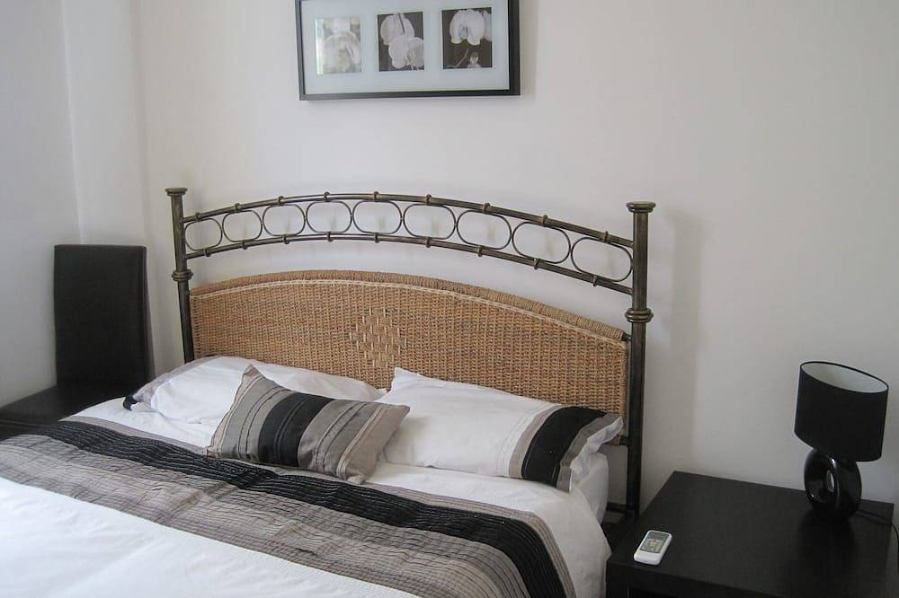 Village Location with Stunning Sea/Pool Views- 3 minutes walk from restaurants in Northern Cyprus