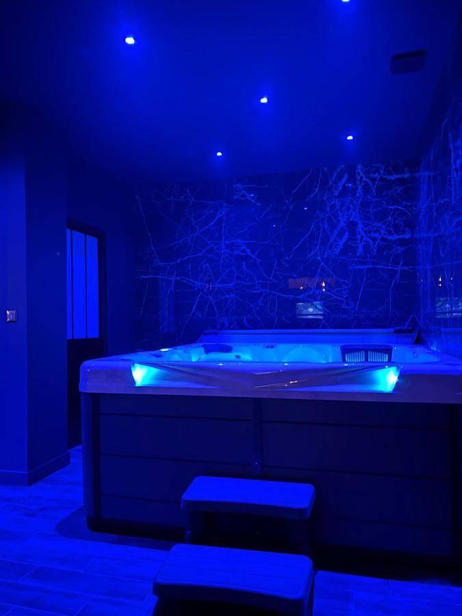 Chambre d’hôte pour 2 personnes, avec jacuzzi