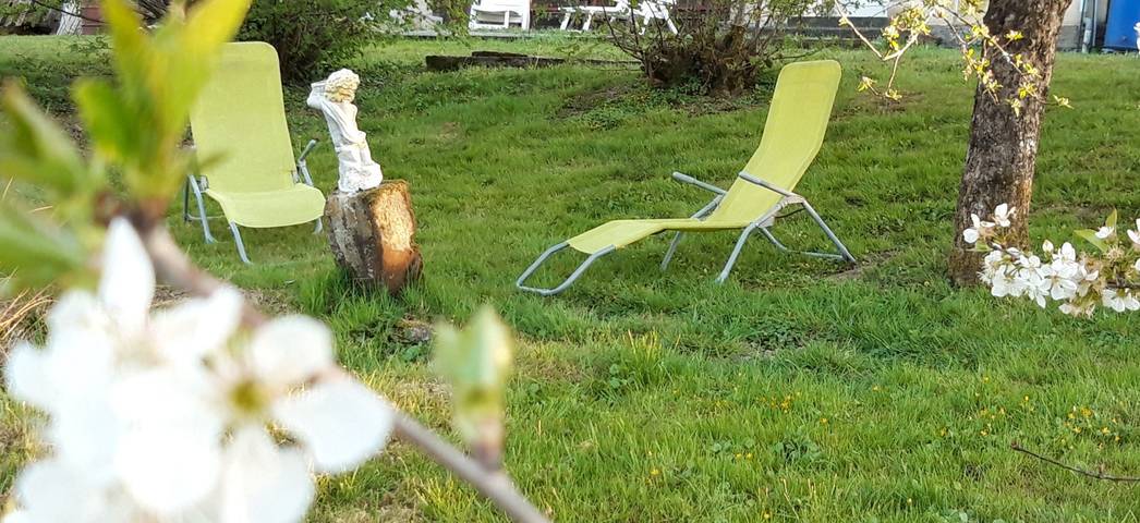 Gîte pour 4 personnes, avec balcon et jardin