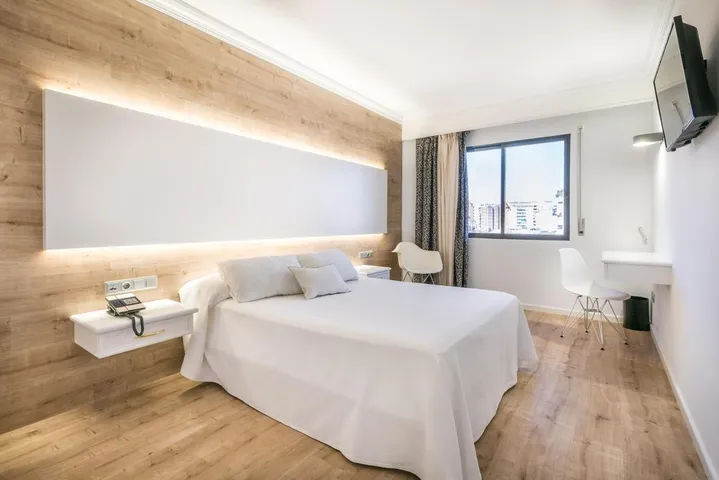 Hotel para 2 personas - 1