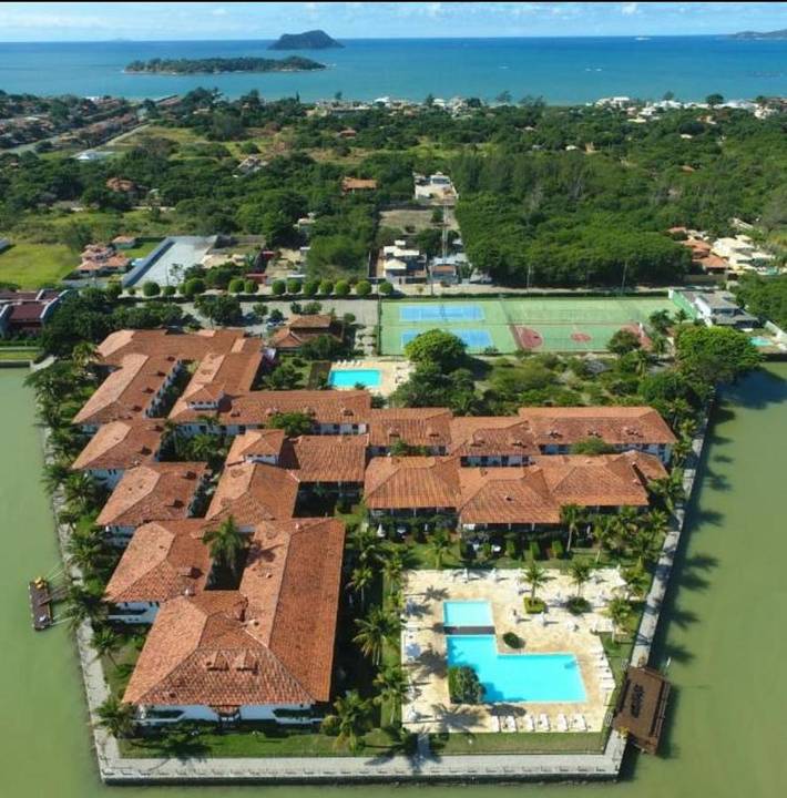 Casas e apartamentos de temporada para 7 pessoas, com sauna e jardim e ainda piscina and vista, adaptado a crianças em Búzios