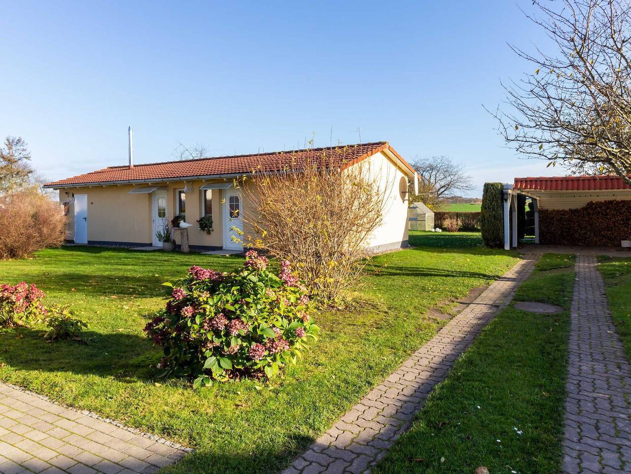 Ganze Ferienwohnung, Ferienwohnungen Bergenblick - Ferienwohnung 02 in Parchtitz, Bergen auf Rügen und Umgebung
