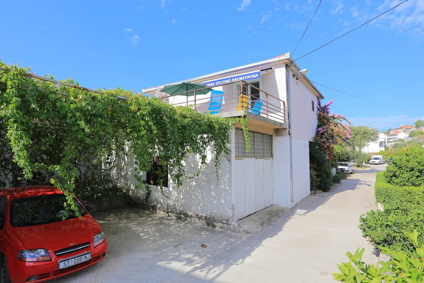 Ganze Wohnung, Studio Appartement mit Terrasse Slatine, Ciovo As-2566-a in Slatine, Ciovo