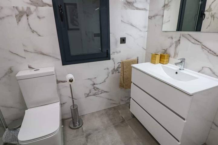 Apartamento entero, Apartamento nuevo, moderno y céntrico a dos minutos de la playa. in San Juan de los Terreros, Pulpí