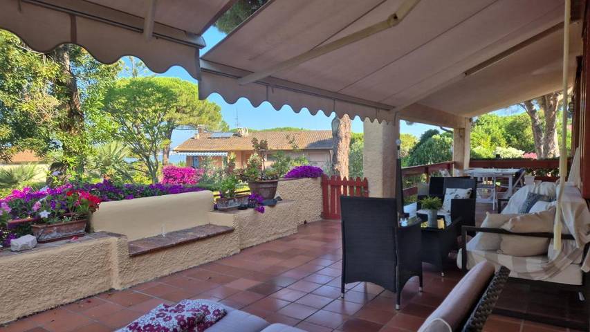 Location de vacances pour 3 personnes, avec Terrasse et Jardin à Magazzini