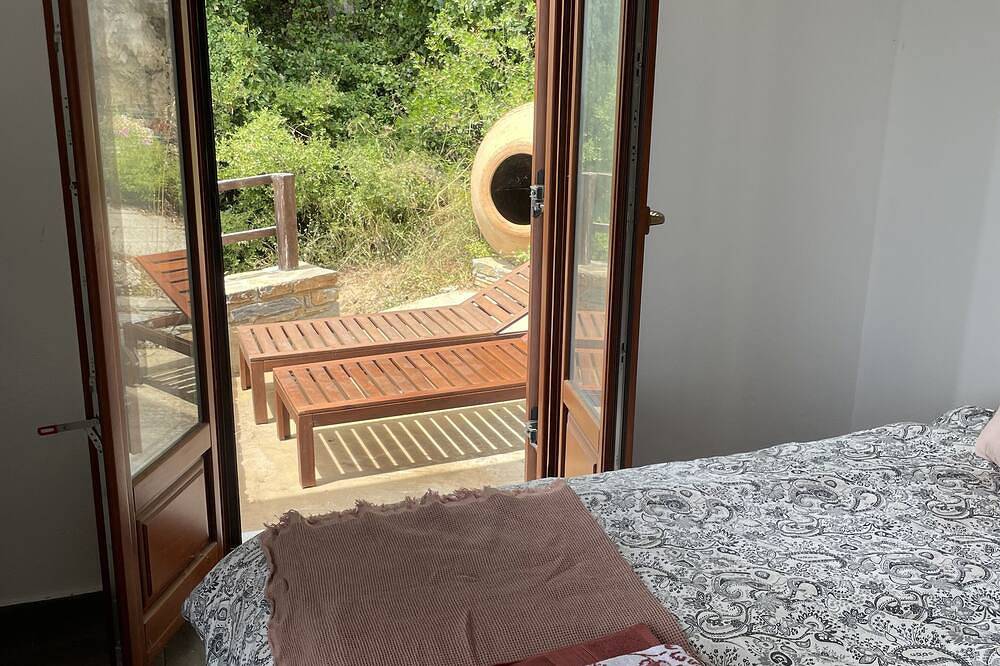 Sea-front villa - luxury, authenticity in Pilion