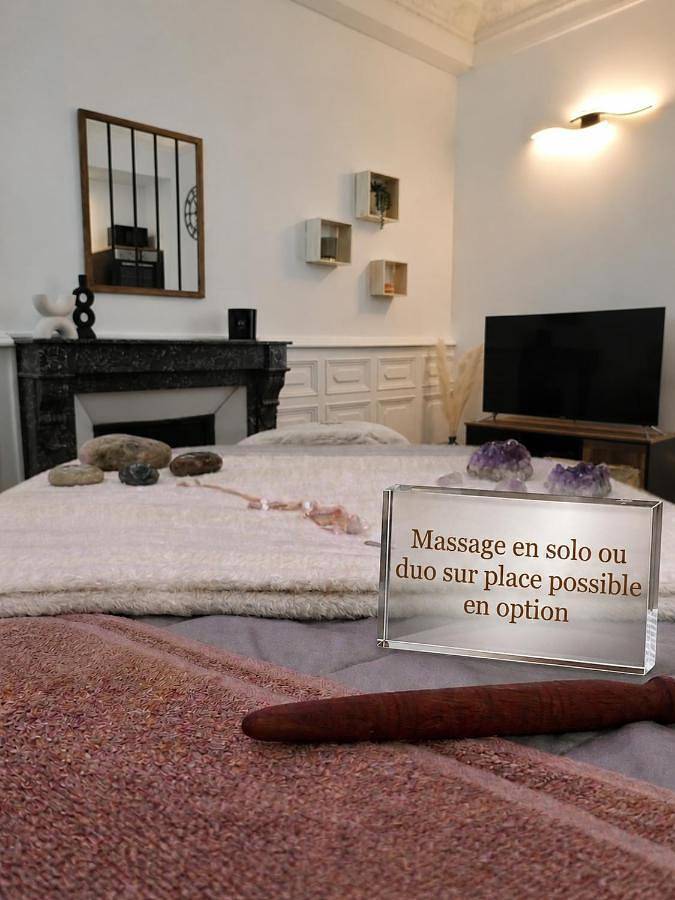 Appartement entier, Two-Bedroom Apartment in Cournon-d'Auvergne, Région de Clermont-Ferrand