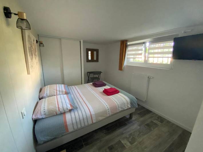Gîte pour 2 personnes, avec jardin et vue à Saint-Georges-de-Pointindoux - 4