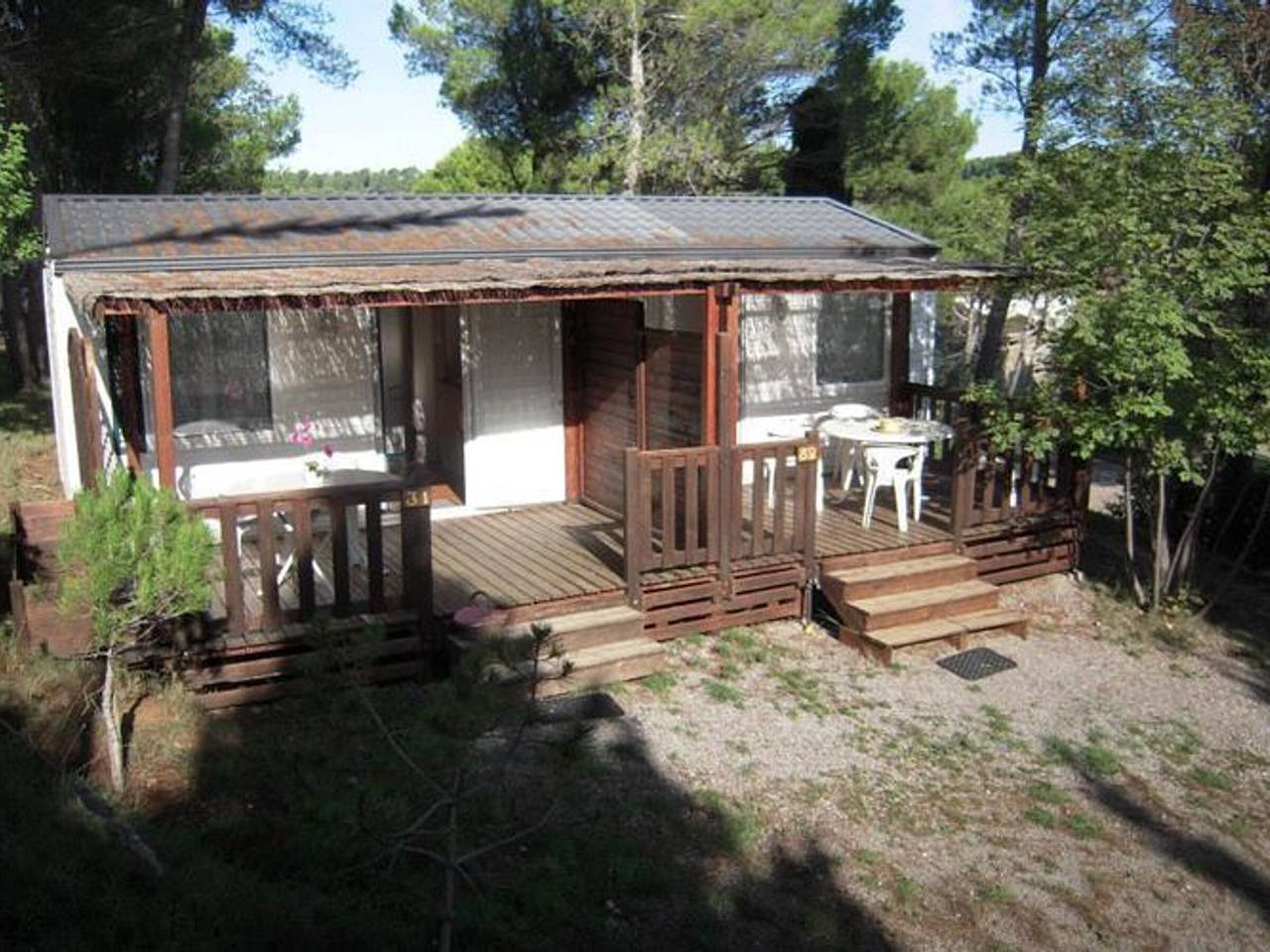 Casa móvil acogedora con terraza para 2 en Lézignan-Corbières in Lézignan-Corbières, Region de Narbonne