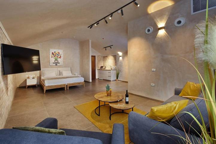 Appart’hôtel pour 4 personnes, avec jacuzzi et jardin