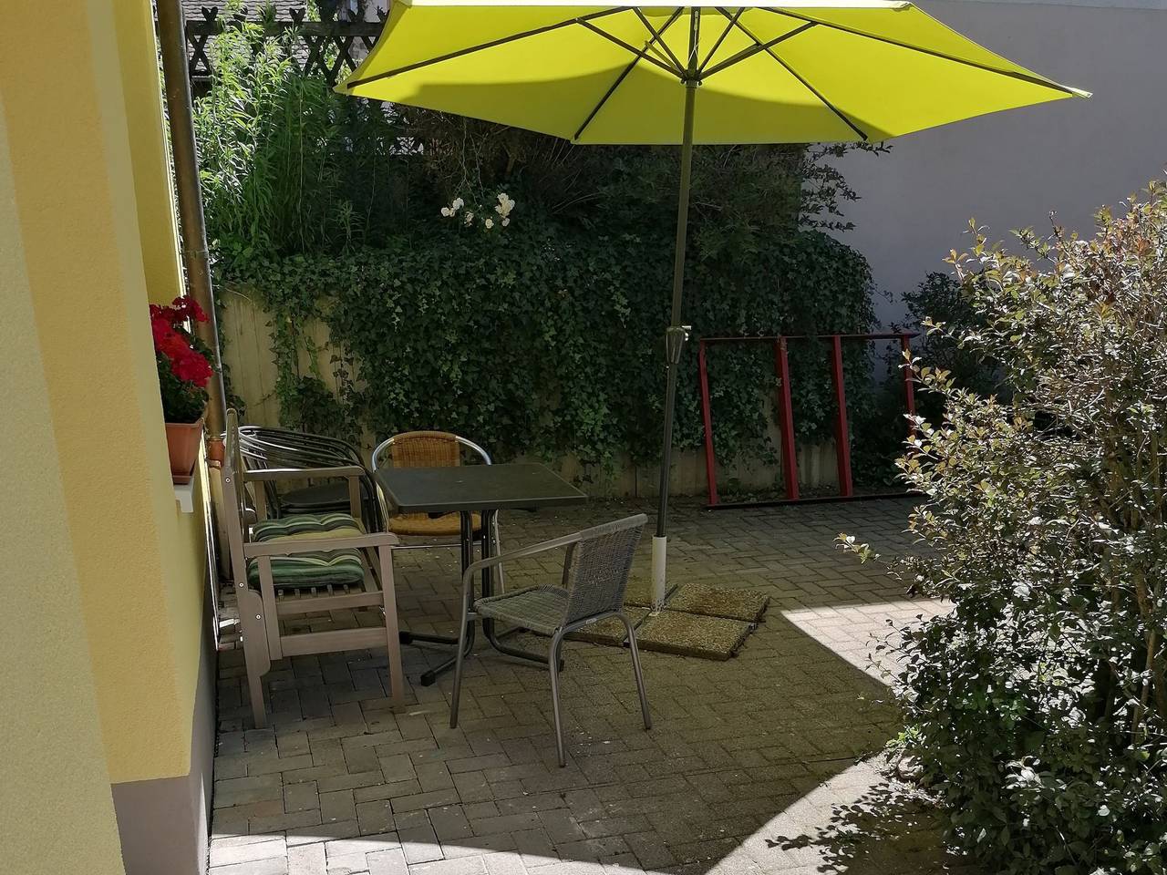 Appartamento intero, Appartamento '7, 60mq' con terrazza condivisa, balcone e Wi-Fi in Kappel (Freiburg), Friburgo