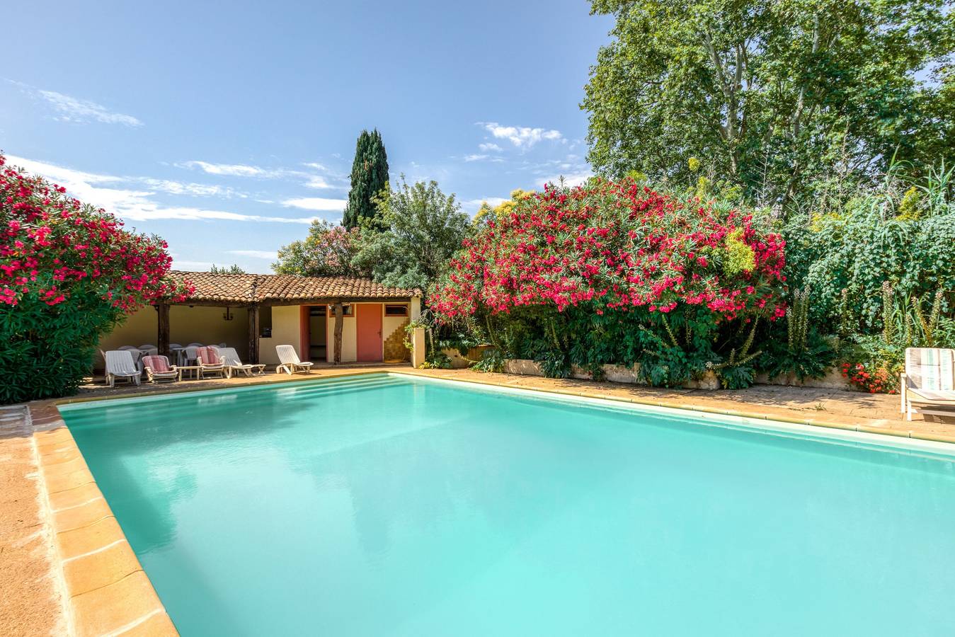 Maison de vacances 'Réattu' avec piscine partagée, Wi-Fi et climatisation in Fourques, Côte méditerranéenne (France)
