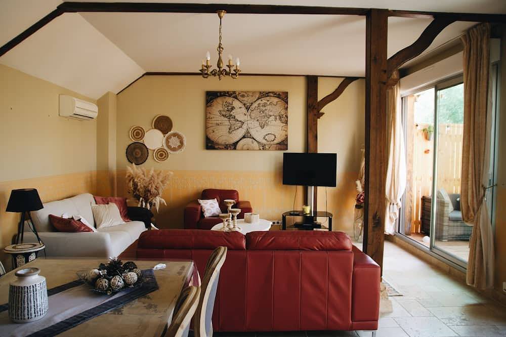 Maison cosy I terrasse privée in Nemours, Seine-et-Marne
