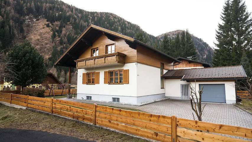 Ferienhaus für 11 Personen, mit Garten
