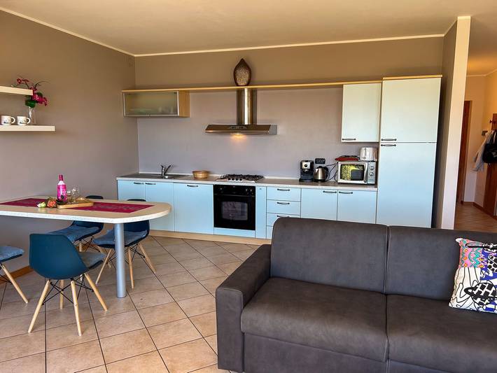 Ferienwohnung für 4 Personen, mit Terrasse und Garten sowie Pool und Seeblick in der Lombardei - 3