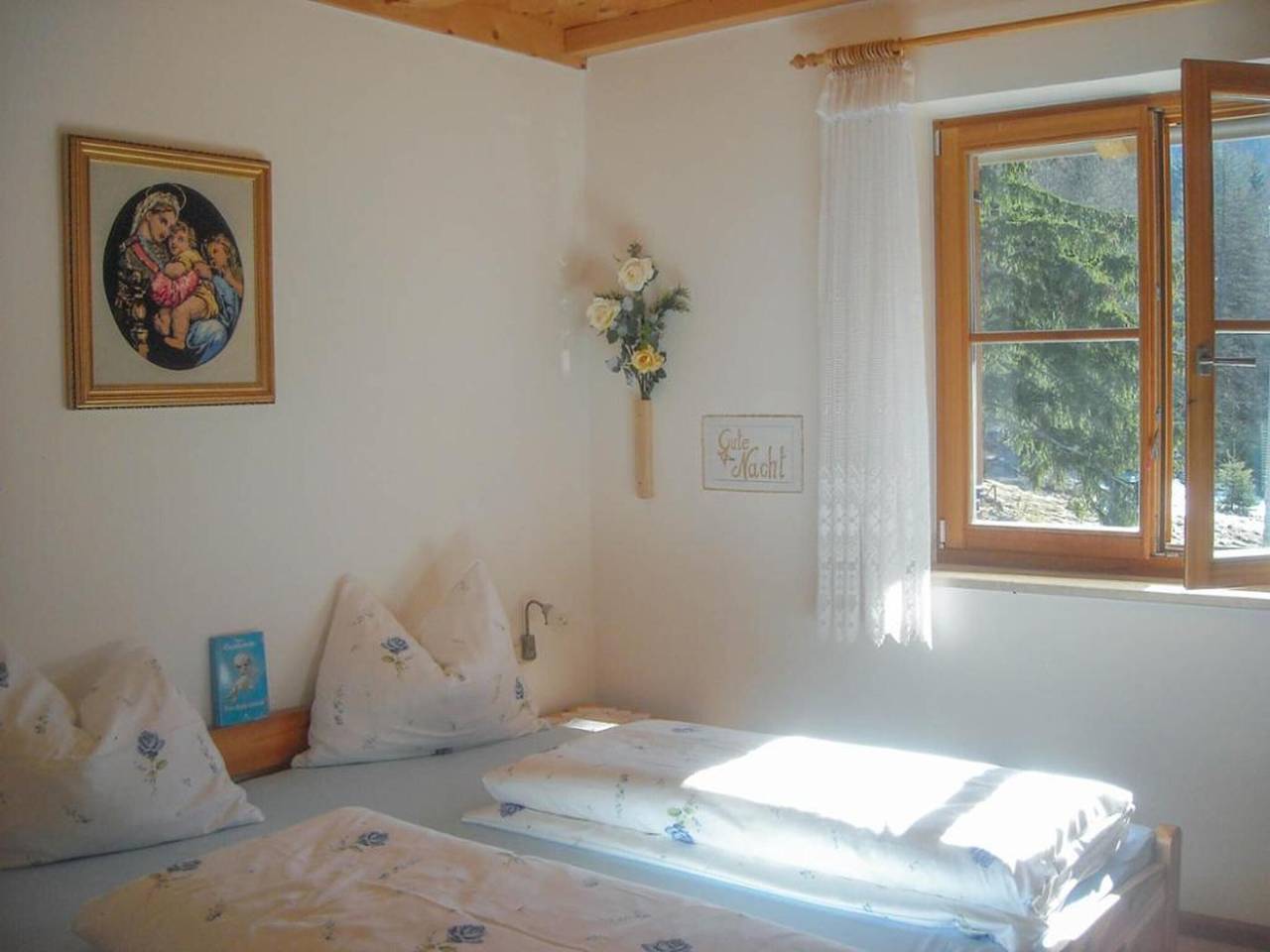 Ganze Wohnung, Ferienwohnung 'Wald' mit Bergblick, Gemeinschaftsgarten und Wlan in Mölten, Sarntaler Alpen
