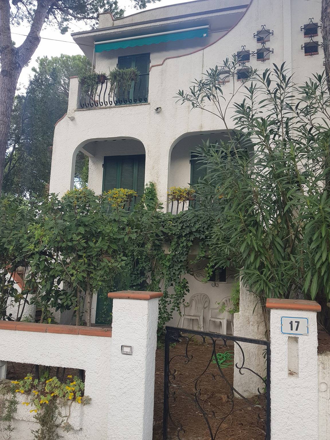 Maison de vacances « Sur 3 niveaux avec jardin » avec jardin privé, balcon et Wi-Fi in Lido di Spina, Province de Ferrare