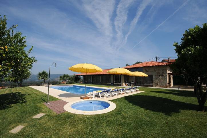 Casa rural para 6 personas, con piscina para niños además de jardín y terraza en Barcelos - 2