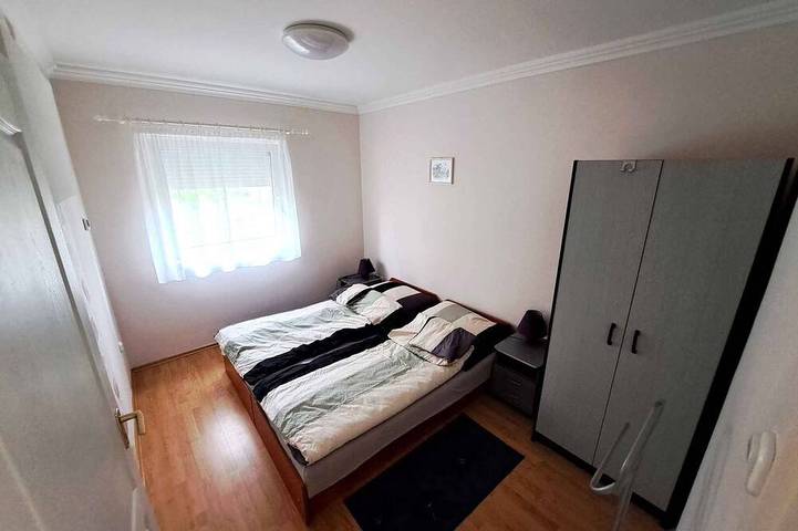 Ganze Wohnung, Ferienwohnung mit Klimaanlage und WLAN in Borgáta, Komitat Eisenburg