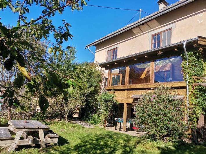 Ferienwohnung für 8 Personen, mit Garten und Ausblick, mit Haustier