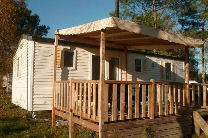 Mobil home pour 6 personnes dans Bayas