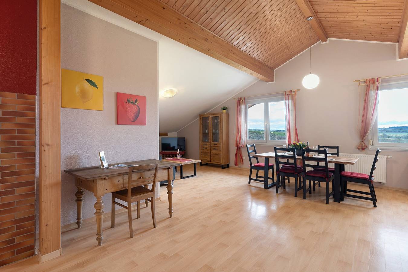 Ganze Wohnung, Ferienwohnung '2' mit Wi-Fi in Herbolzheim, Südschwarzwald